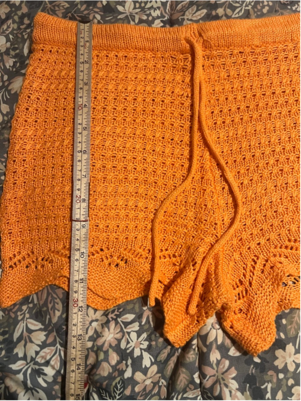 orange crochet shorts Jolie and joy size large - Picture 7 of 7